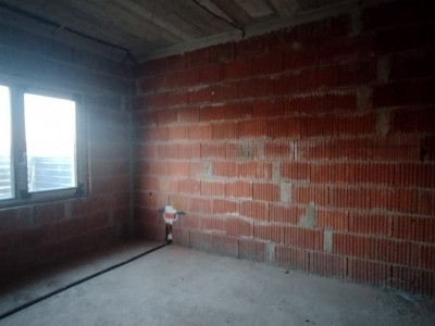 Duplex 5 camere, Becicherecu Mic - Garaj, terasa, Interior la Rosu imagine mica 6, foxfort.ro