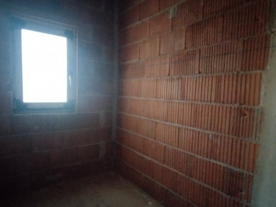 Duplex 5 camere, Becicherecu Mic - Garaj, terasa, Interior la Rosu imagine mica 18, foxfort.ro