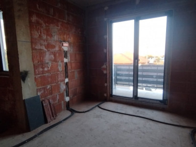 Duplex 5 camere, Becicherecu Mic - Garaj, terasa, Interior la Rosu imagine mica 21, foxfort.ro