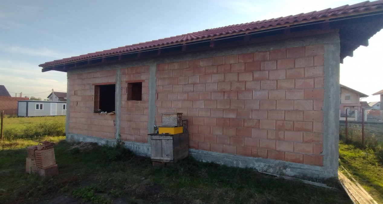 Casa individula la ROSU, 4 camere - Becicherecu Mic, teren 499 mp 3, foxfort.ro