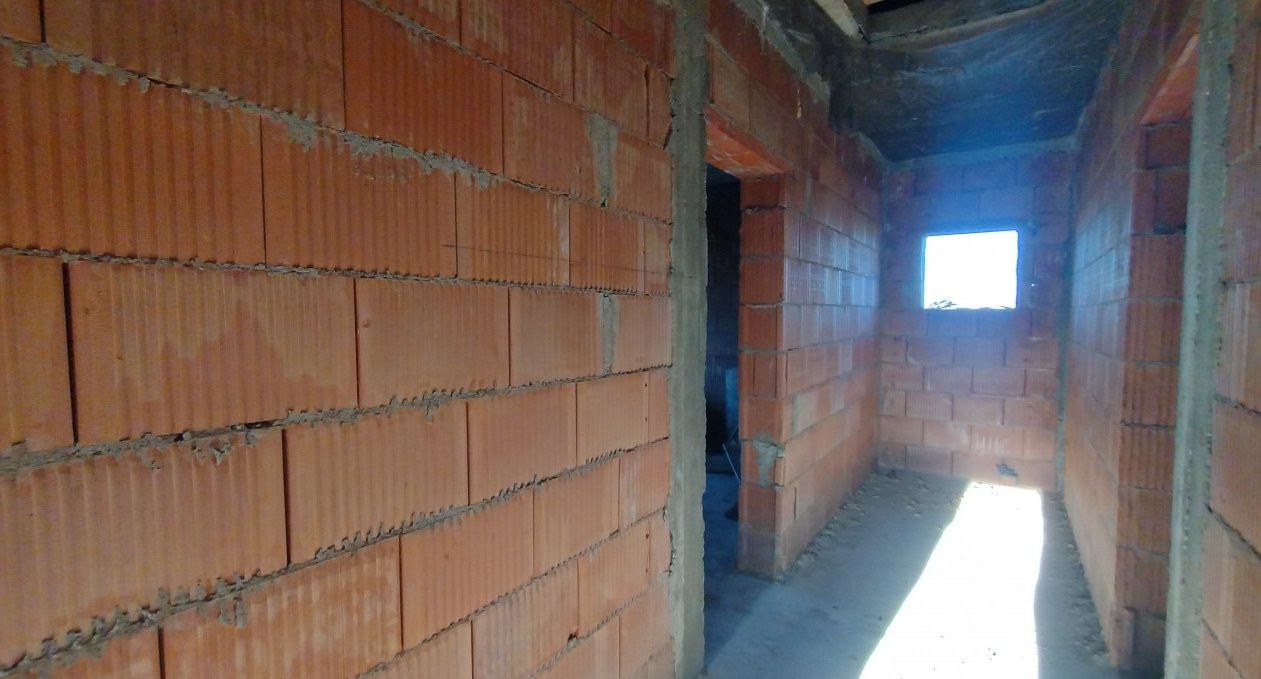 Casa individula la ROSU, 4 camere - Becicherecu Mic, teren 499 mp 10, foxfort.ro