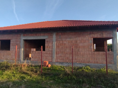 Casa individula la ROSU, 4 camere - Becicherecu Mic, teren 499 mp imagine mica 2, foxfort.ro