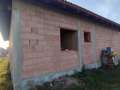 Casa individula la ROSU, 4 camere - Becicherecu Mic, teren 499 mp imagine mica 4, foxfort.ro