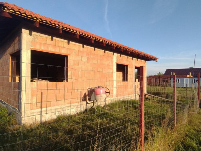 Casa individula la ROSU, 4 camere - Becicherecu Mic, teren 499 mp imagine mica 18, foxfort.ro