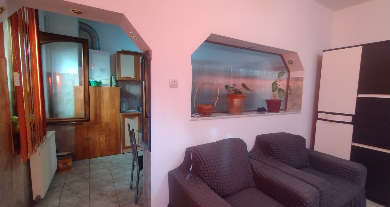 COMISION 0% Apartament 3 camere la curte comuna, terasa 40 mp - Zona Iosefin 8, foxfort.ro