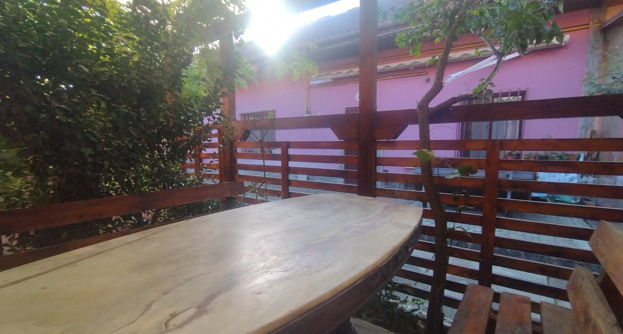 COMISION 0% Apartament 3 camere la curte comuna, terasa 40 mp - Zona Iosefin 9, foxfort.ro