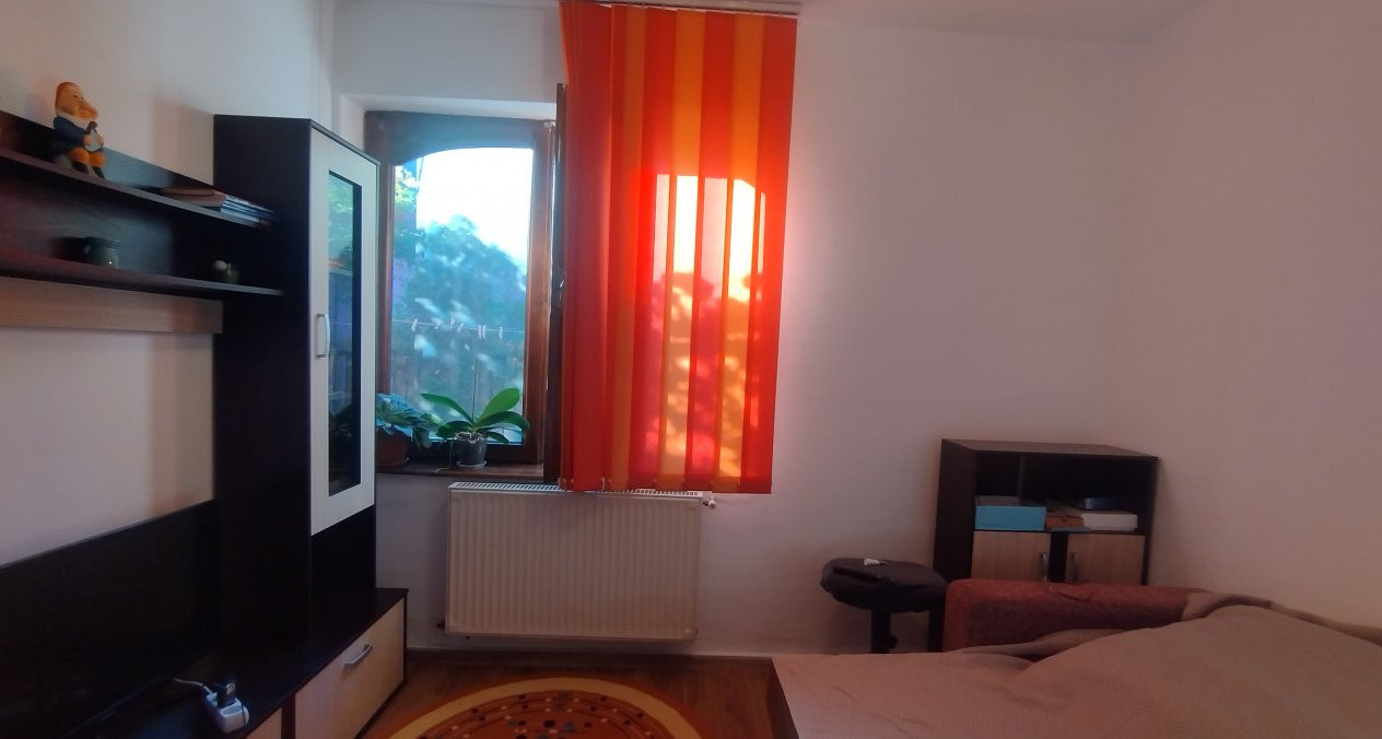 COMISION 0% Apartament 3 camere la curte comuna, terasa 40 mp - Zona Iosefin 15, foxfort.ro