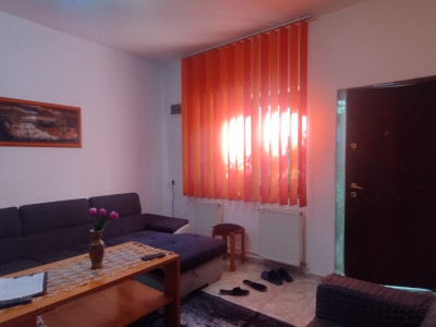 COMISION 0% Apartament 3 camere la curte comuna, terasa 40 mp - Zona Iosefin imagine mica 4, foxfort.ro