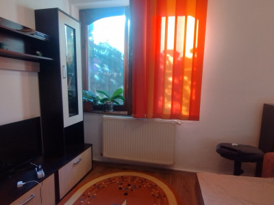 COMISION 0% Apartament 3 camere la curte comuna, terasa 40 mp - Zona Iosefin imagine mica 5, foxfort.ro