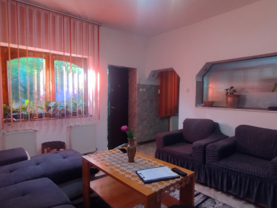 COMISION 0% Apartament 3 camere la curte comuna, terasa 40 mp - Zona Iosefin imagine mica 17, foxfort.ro