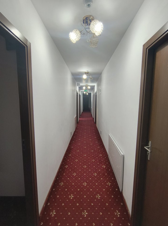 Hotel de inchiriat Parter + 2 Etaje + Mansarda, 19 camere, zona Brancoveanu 9, foxfort.ro