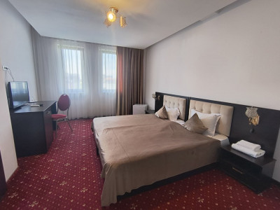 Hotel de inchiriat Parter + 2 Etaje + Mansarda, 19 camere, zona Brancoveanu imagine mica 19, foxfort.ro