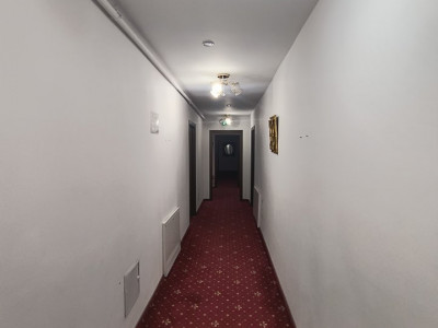 Hotel de inchiriat Parter + 2 Etaje + Mansarda, 19 camere, zona Brancoveanu imagine mica 16, foxfort.ro