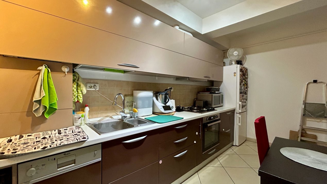 COMISION 0% Apartament cu 2 camere semidecomandat, 2 locuri de parcare - Giroc 20, foxfort.ro