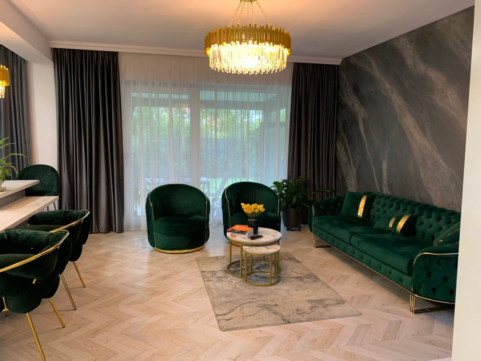 Duplex de vanzare cu 5 camere si 3 bai, zona Mehala 2, foxfort.ro