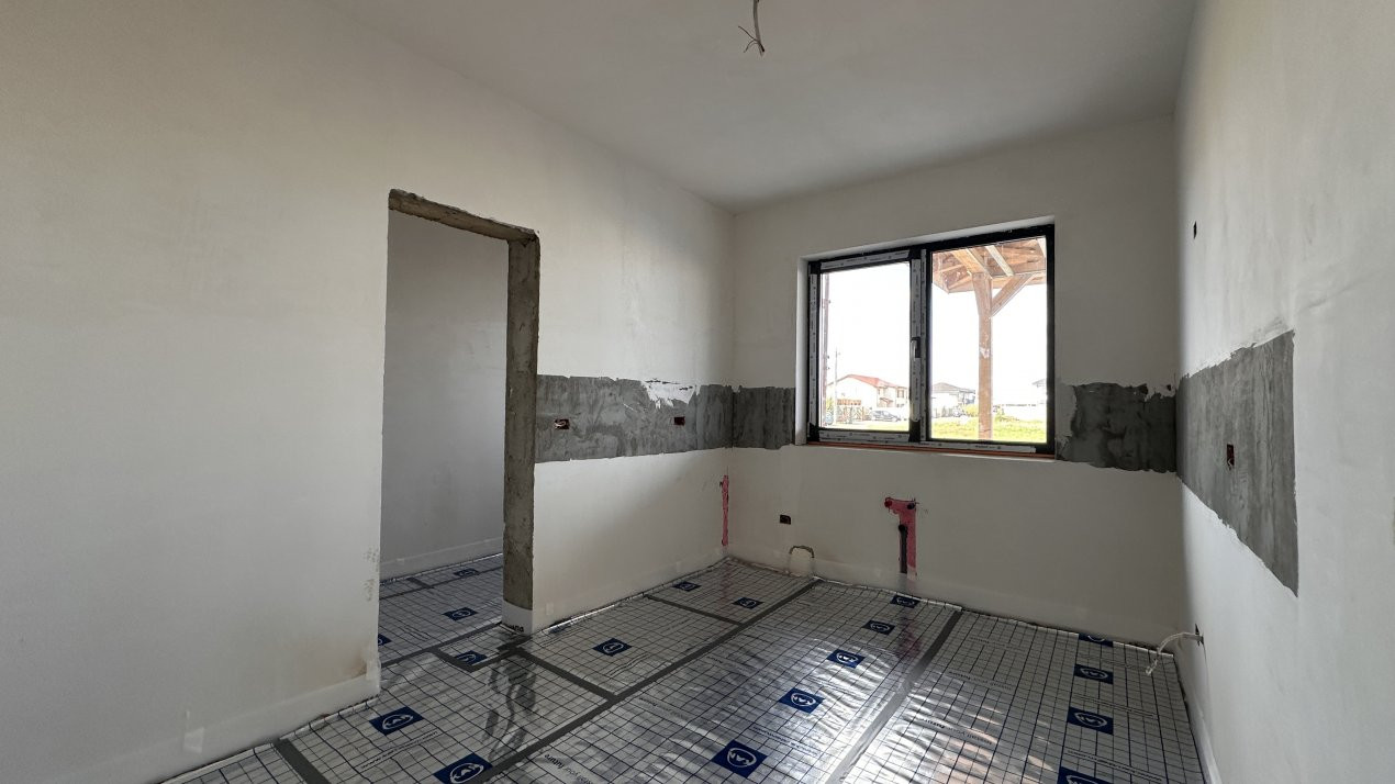 Duplex cu 5 camere, 125 mp utili, zona Mosnita Veche 4, foxfort.ro
