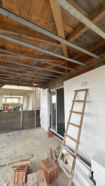 Duplex cu 5 camere, 125 mp utili, zona Mosnita Veche 10, foxfort.ro