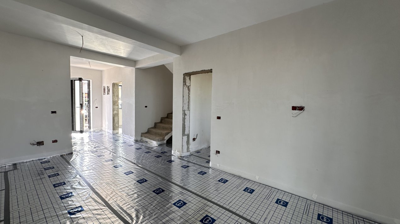 Duplex 5 camere, 125 mp, zona Mosnita Veche - Drumul Boilor 3, foxfort.ro