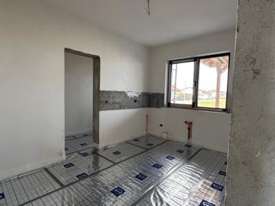 Duplex 5 camere, 125 mp, zona Mosnita Veche - Drumul Boilor imagine mica 4, foxfort.ro