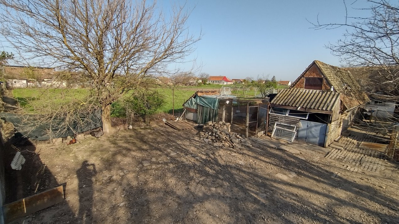 COMISION 0% Casa individuala 5 camere Checea - Gospodarie si teren 1789 mp 23, foxfort.ro