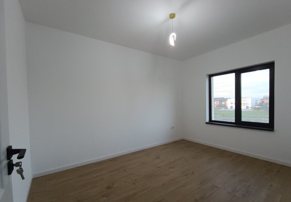 Duplex 4 dormitoare, 3 bai, 125 mp utili Chisoda - V7362 16, foxfort.ro