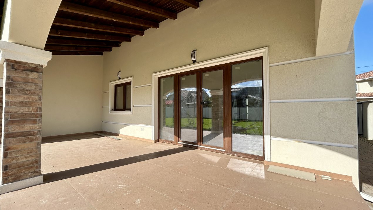 Duplex cu 4 camere si teren de 350 mp, zona Cora Dumbravita 2, foxfort.ro