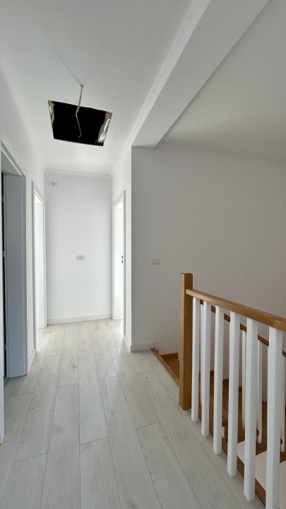 Duplex cu 4 camere si teren de 350 mp, zona Cora Dumbravita 14, foxfort.ro