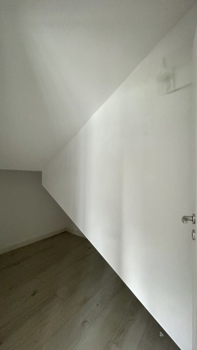 Duplex cu 4 camere si teren de 350 mp, zona Cora Dumbravita 17, foxfort.ro