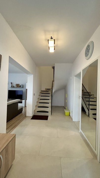 COMISION 0% Duplex de inchiriat cu 4 camere si 2 bai - zona Dumbravita 18, foxfort.ro