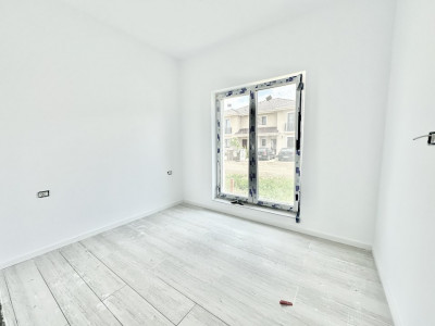 Duplex 4 camere si 2 bai - Mosnita Noua - toate utilitatile imagine mica 8, foxfort.ro