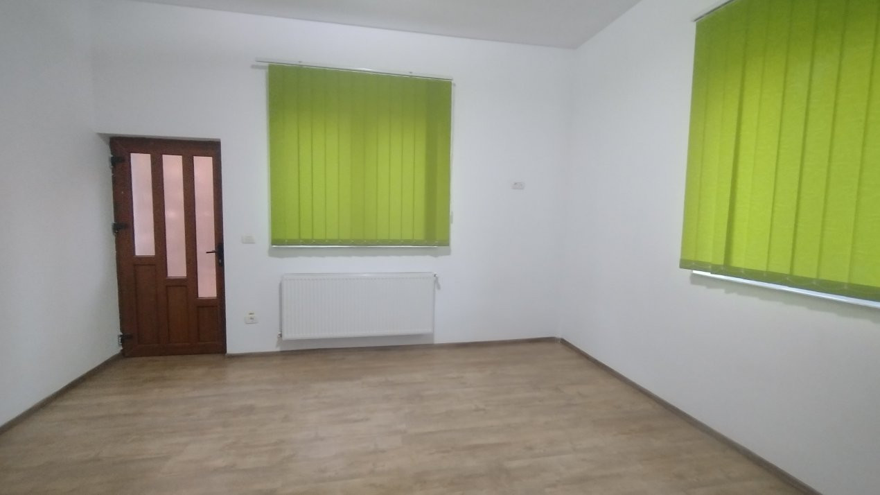 Casa tip calcan 5 camere, zona Mehala - Oportunitate investitie 10, foxfort.ro