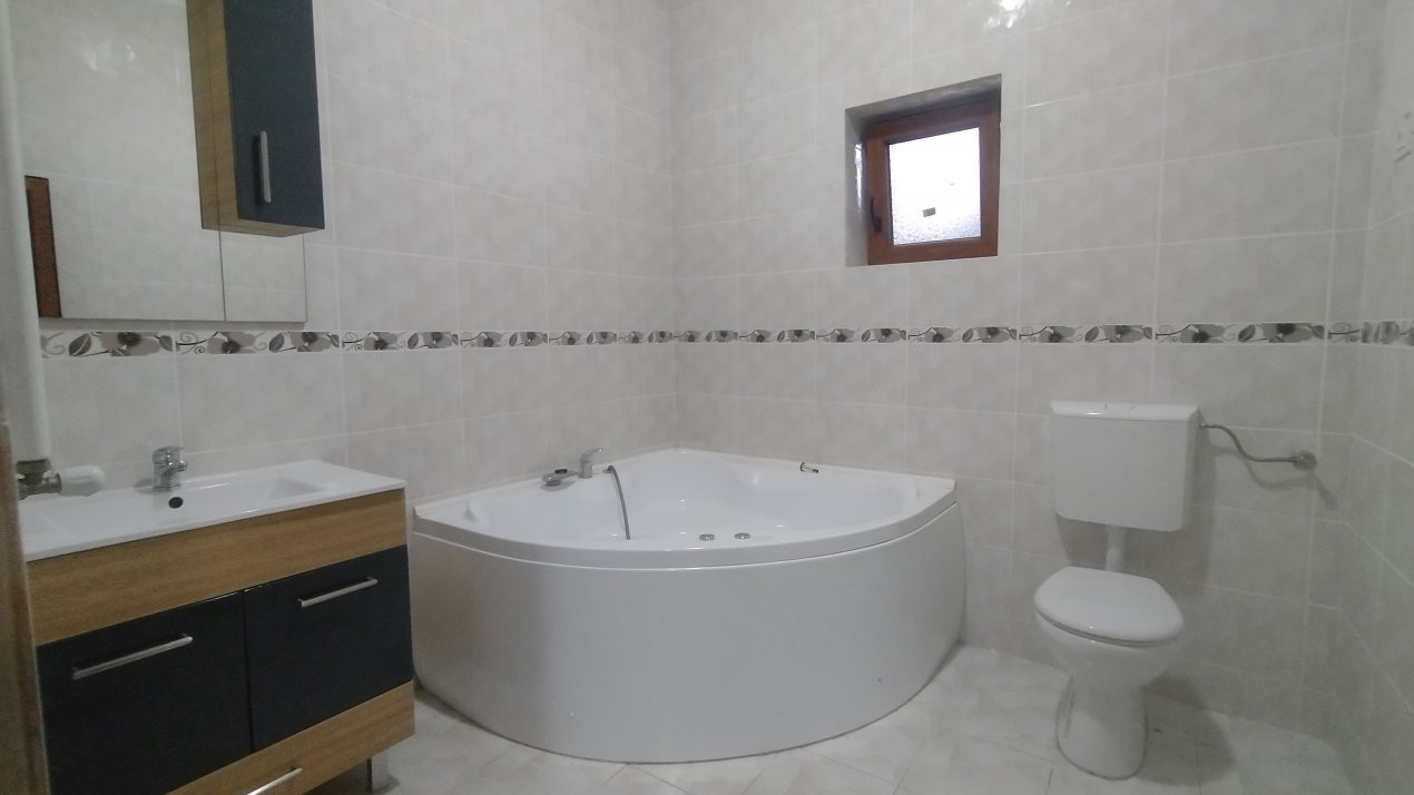 Casa tip calcan 5 camere, zona Mehala - Oportunitate investitie 19, foxfort.ro