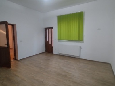 Casa tip calcan 5 camere, zona Mehala - Oportunitate investitie imagine mica 3, foxfort.ro