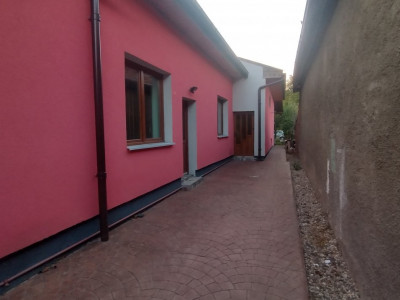 Casa tip calcan 5 camere, zona Mehala - Oportunitate investitie imagine mica 7, foxfort.ro