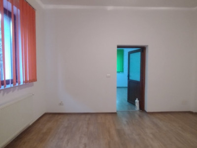 Casa tip calcan 5 camere, zona Mehala - Oportunitate investitie imagine mica 11, foxfort.ro