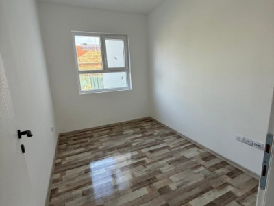 Duplex 4 camere zona Freidorf - Poarta automata imagine mica 5, foxfort.ro