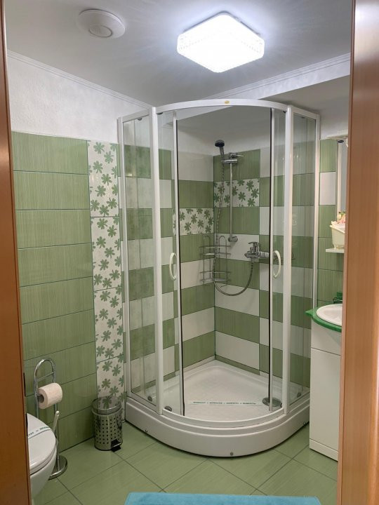 Casa cu 16 camere si teren de 752 mp - zona Bogdanestilor 14, foxfort.ro