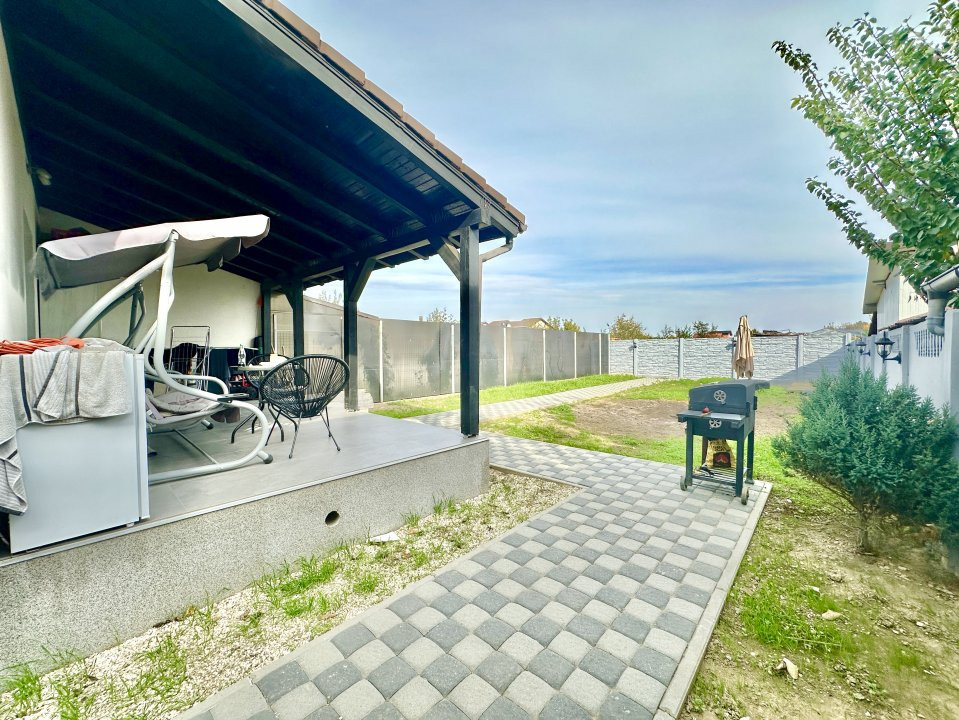 Duplex Mosnita, 4 camere, 343 mp teren - Toate utilitatile si Asfalt 3, foxfort.ro