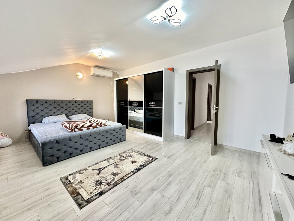 Duplex Mosnita, 4 camere, 343 mp teren - Toate utilitatile si Asfalt 10, foxfort.ro