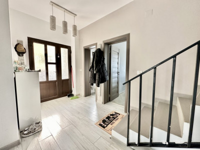 Duplex Mosnita, 4 camere, 343 mp teren - Toate utilitatile si Asfalt imagine mica 17, foxfort.ro