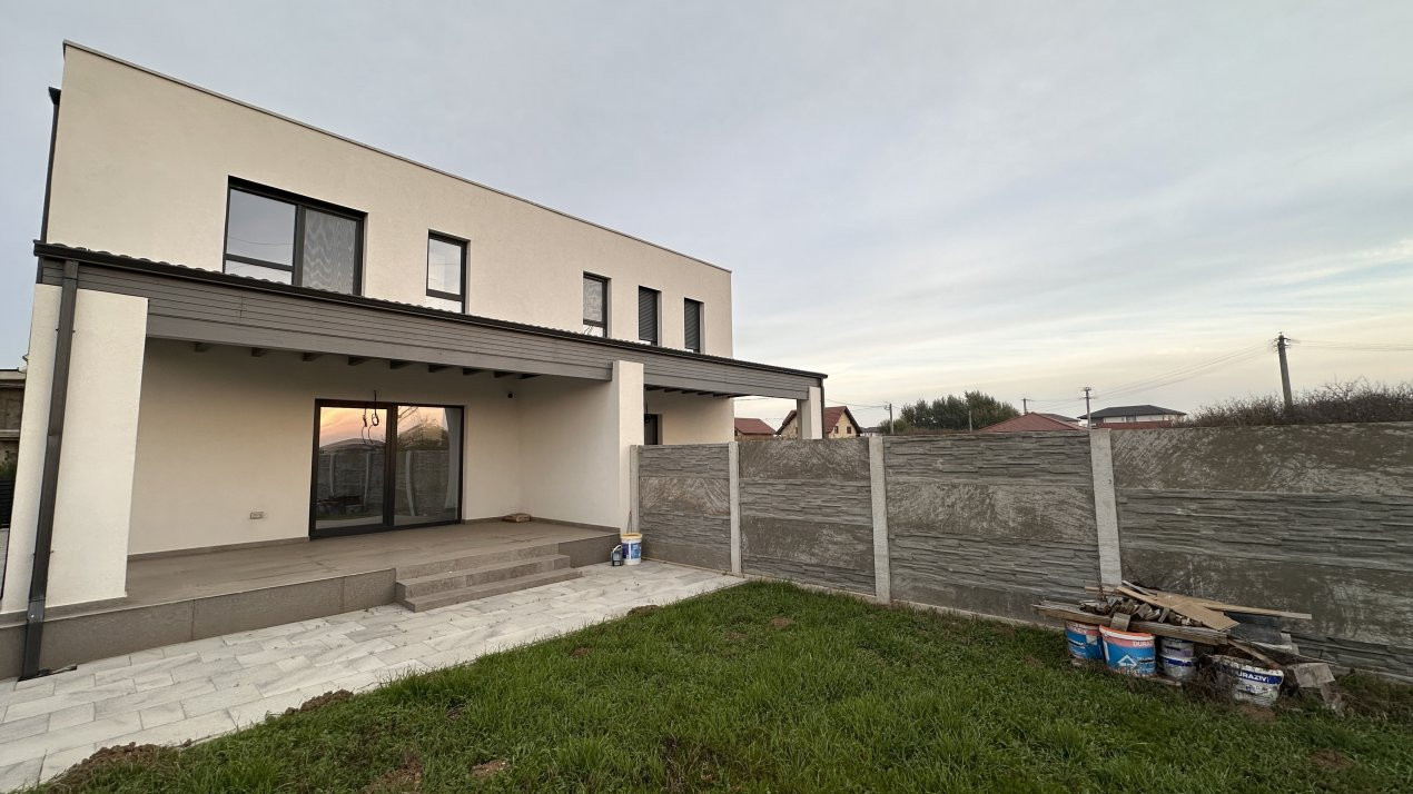 Duplex eficient energetic 5 camere, 149 mp, zona Rudicica 7, foxfort.ro