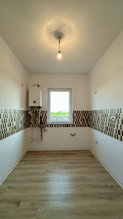 Duplex 5 camere si teren de 300 mp, zona Ghiroda 7, foxfort.ro