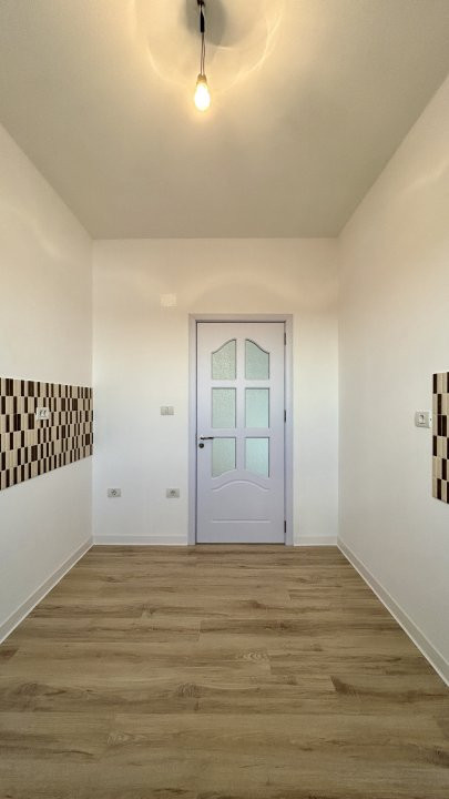 Duplex 5 camere si teren de 300 mp, zona Ghiroda 8, foxfort.ro