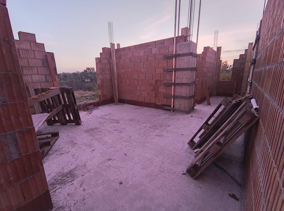 COMISION 0 % Apartament cu 4 camere si gradina 50 mp in Timisoara, zona Plopi 5, foxfort.ro