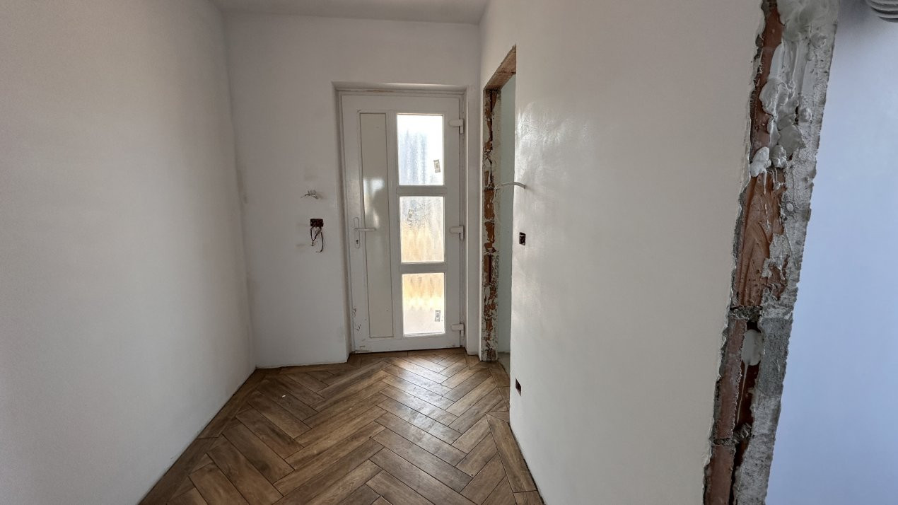 Duplex 5 camere, 120 mp utili, in Mosnita Noua 4, foxfort.ro