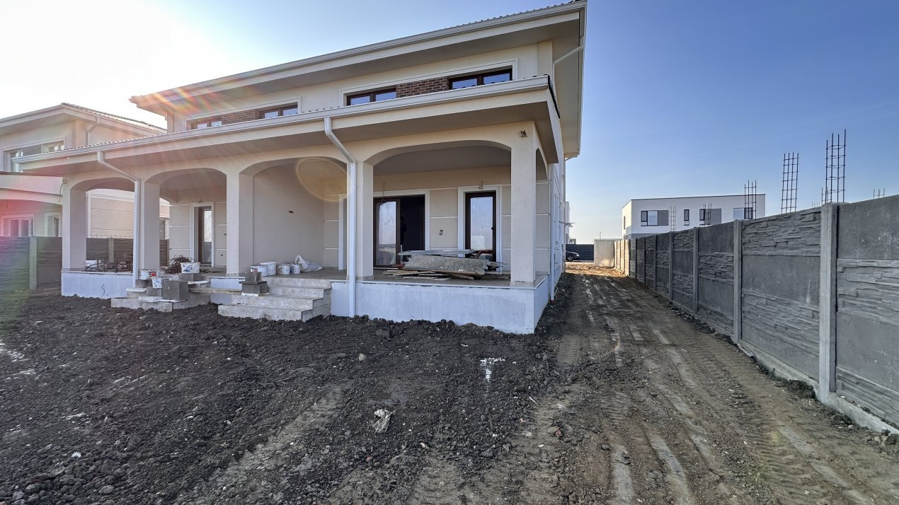 Duplex 5 camere, 120 mp utili, in Mosnita Noua 14, foxfort.ro