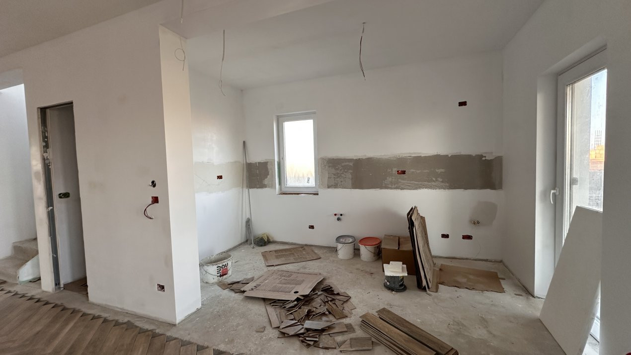 Duplex 5 camere, 120 mp utili, in Mosnita Noua 21, foxfort.ro