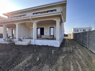 Duplex 5 camere, 120 mp utili, in Mosnita Noua imagine mica 14, foxfort.ro