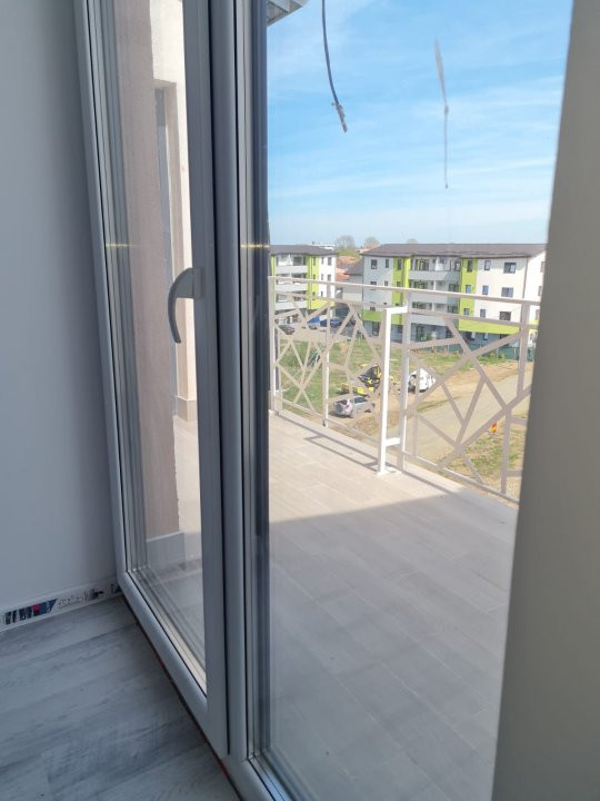 Apartament cu 2 camere la etajul 4, zona Braytim 7, foxfort.ro