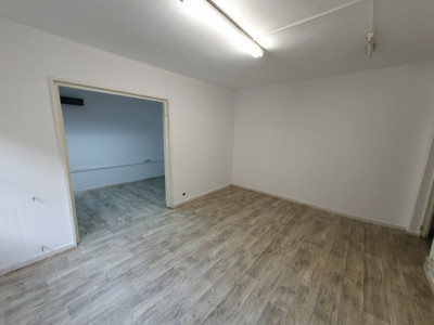 Spatiu comercial cu 2 camere de inchiriat - zona Piata Doina imagine mica 3, foxfort.ro